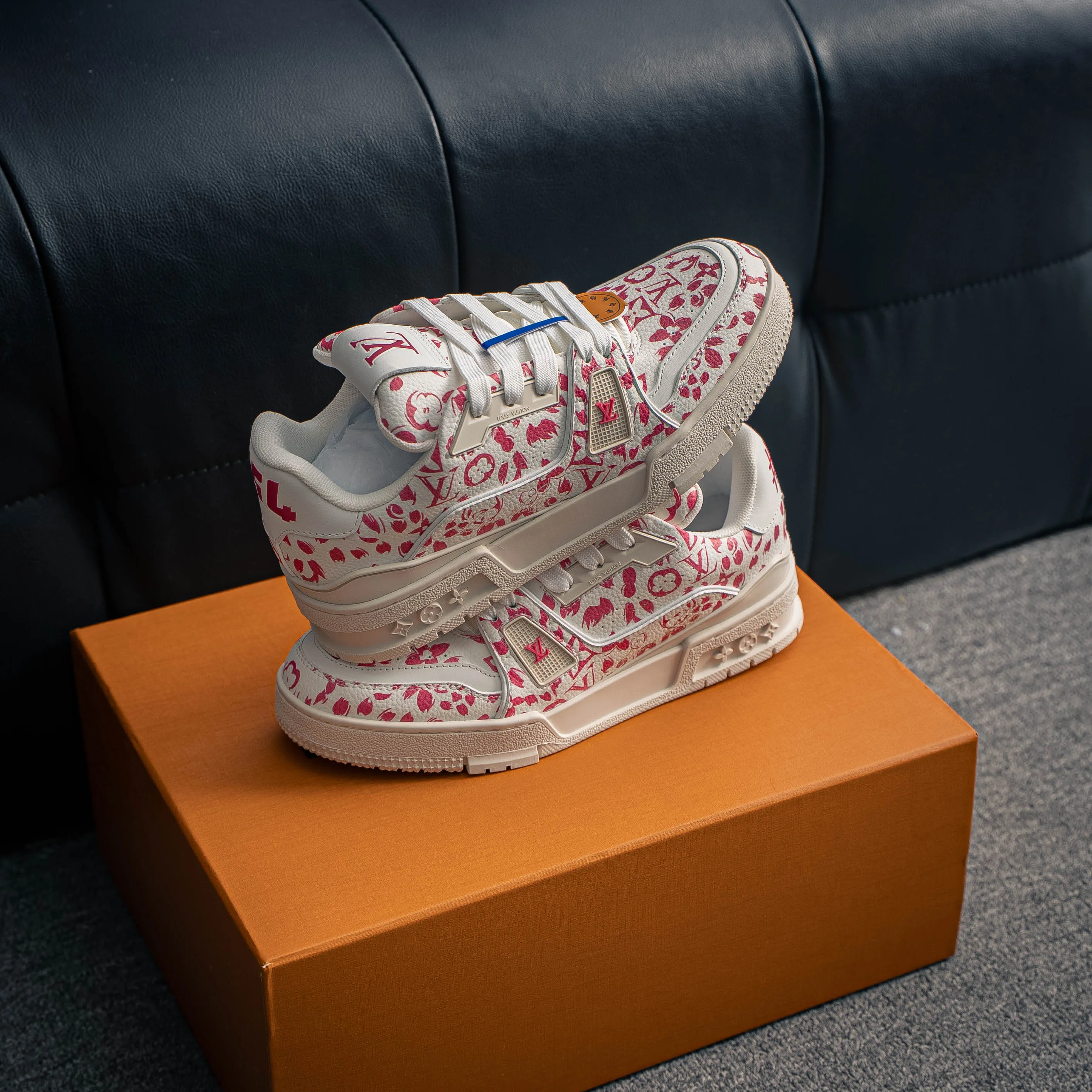 # Louis Vuitton Trainer Sneaker Low Versatile Skate Shoes NFC Authentic